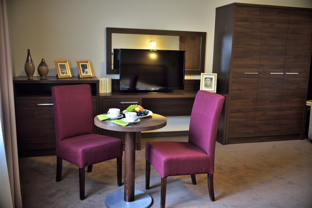 Dwor Spalice Spa Residence & Restaurant Lawendowa Restauracja Oleśnica Kamer foto